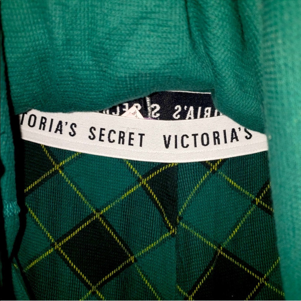 Victoria Secret Plaid Green Knit Pajama Set